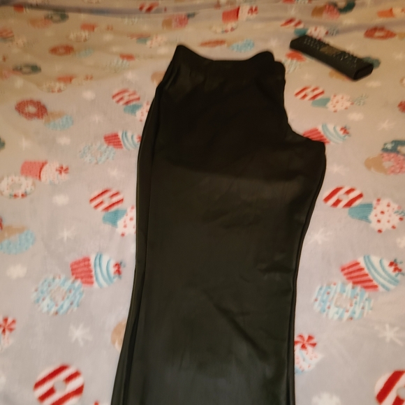 Torrid faux leather stretchy leggings. NWT. Black. - Picture 5 of 9